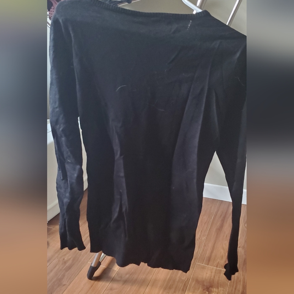 Sweater - Picture 3 of 3